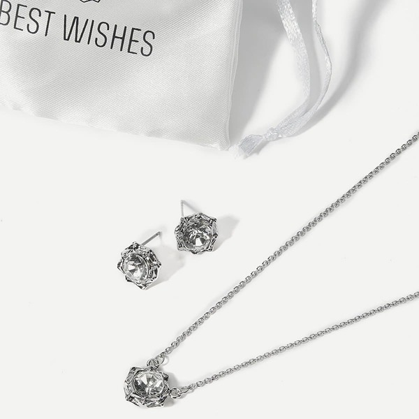 

Rhinestone Pendant Necklace & Stud Earrings