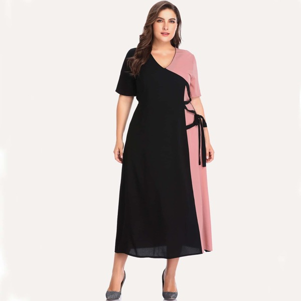 

Plus Knot Side Colorblock Dress
