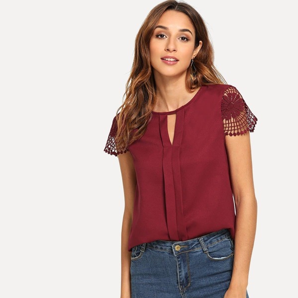 

Keyhole Neck Guipure Lace Sleeve Top, Burgundy
