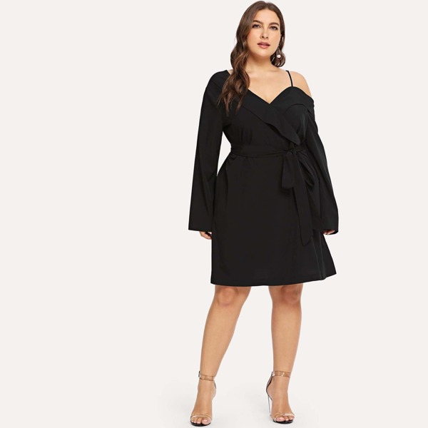 

Plus Cold Shoulder Solid Dress, Black