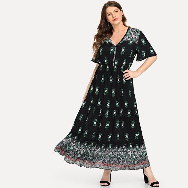 

Plus Daisy Print Tiered Ruffle Dress