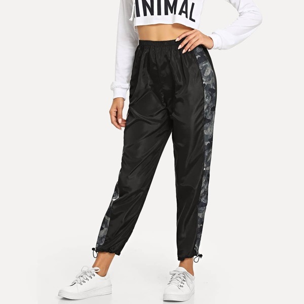 

Drawstring Detail Pants