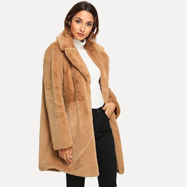 

Notch Collar Faux Fur Coat