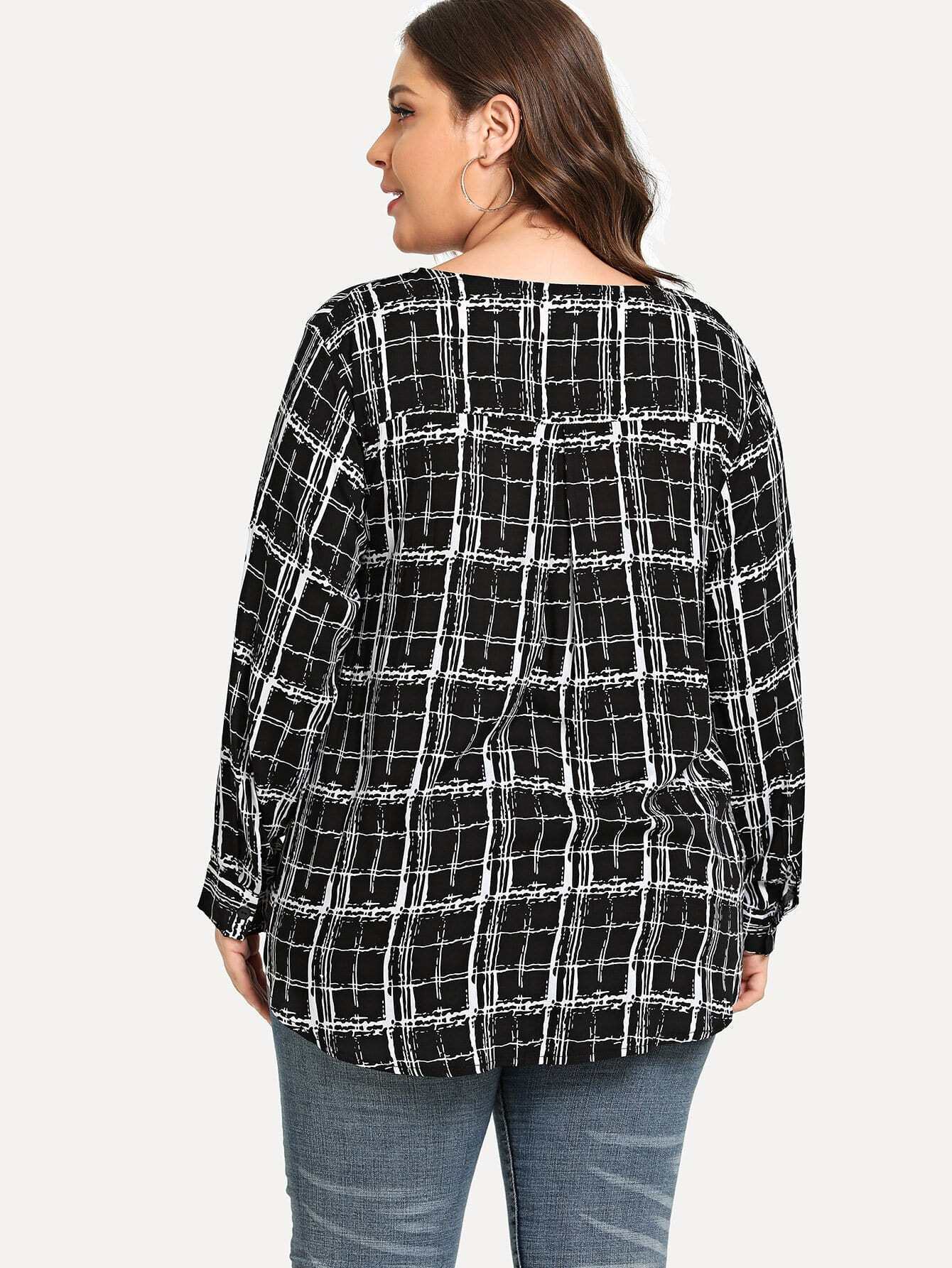plus plaid curved hem blouse