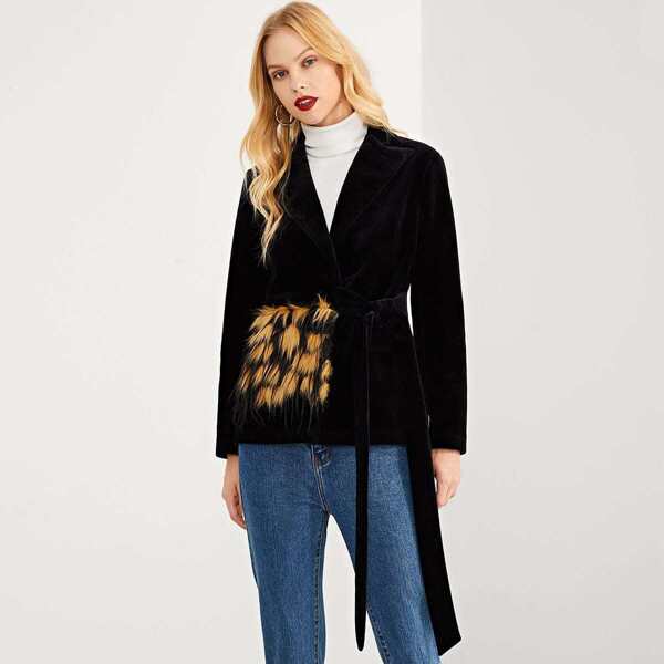 

Contrast Faux Fur Knot Blazer, Black