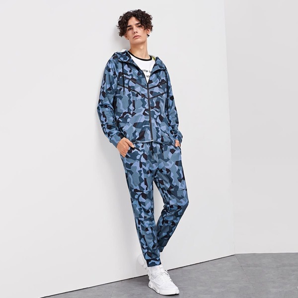 

Men Zip Up Drawstring Hoodie Camo Top & Pants Set