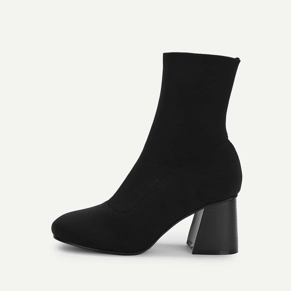 

Plain Chunky Heeled Boots