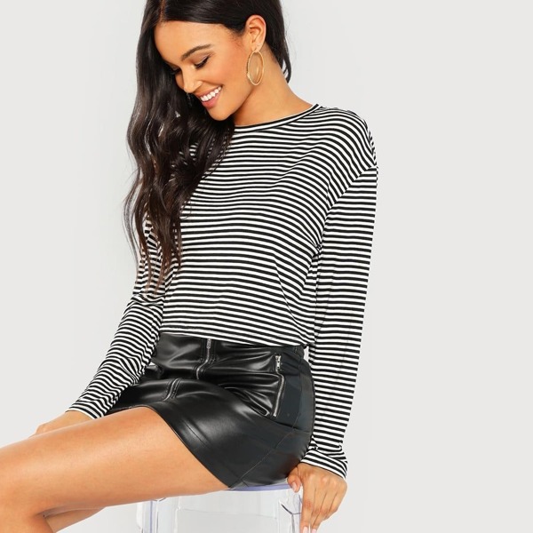 

Dolman Sleeve Striped Tee, Black and white