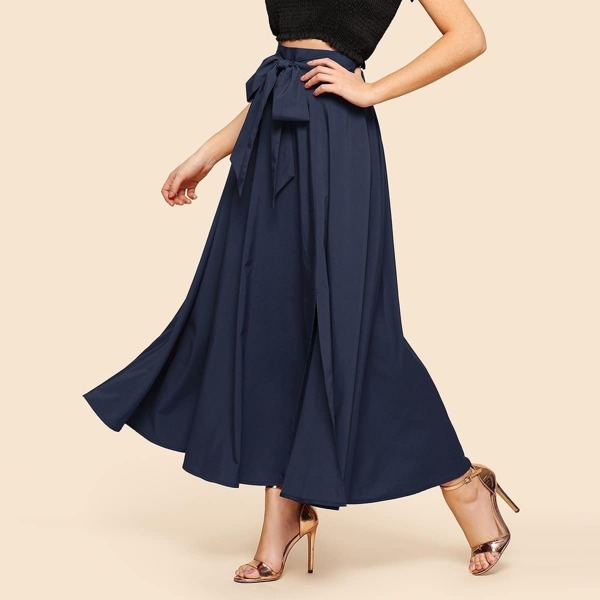 

Knot Front Zip Back Flare Skirt, Navy