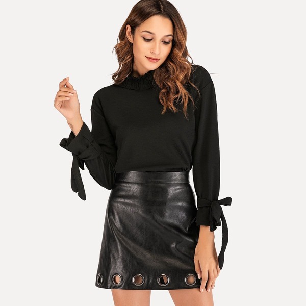 

Solid Knot Detail Blouse