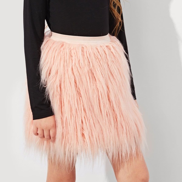 

Girls Elastic Waist Faux Fur Skirt