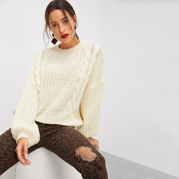 

Cut-out Back Cable Knit Sweater