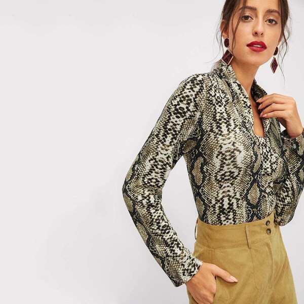 

V Neck Snake Skin Print Top
