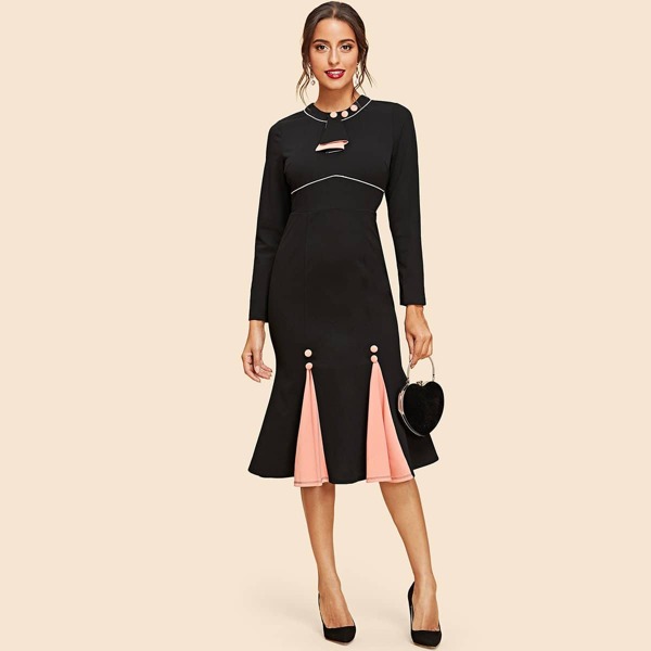 

Button Detail Flounce Hem Dress