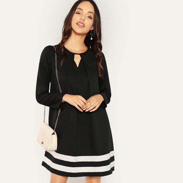 

Cut Out Front Colorblock Dress