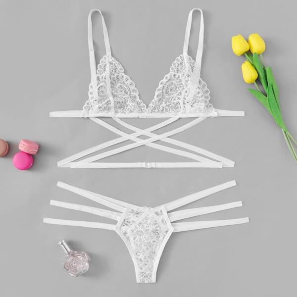 

Plus Criss Cross Lingerie Set, White