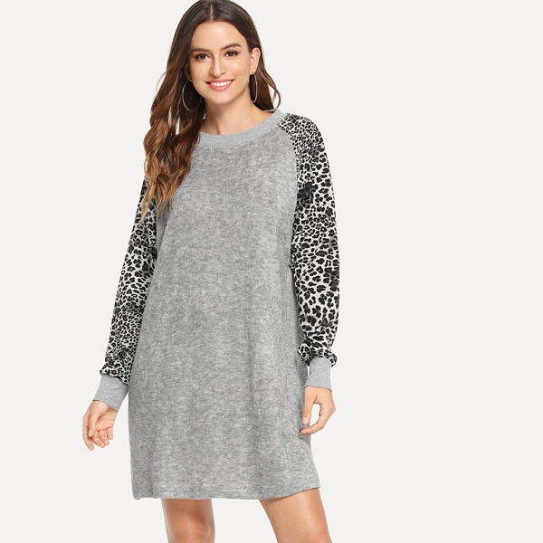 

Contrast Panel Leopard Print Dress