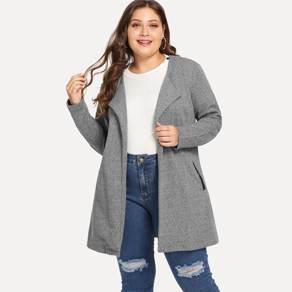 

Plus Solid Pocket Decoration Coat