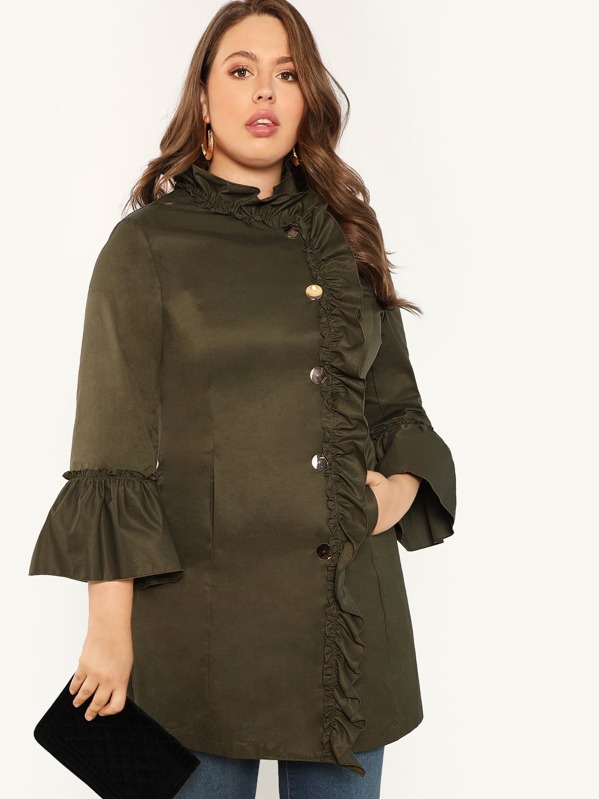 

Плюс-кнопка Up Ruffle Trim Coat, Bailey Carr
