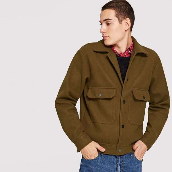 

Men Flap Pocket Buttoned Jacket