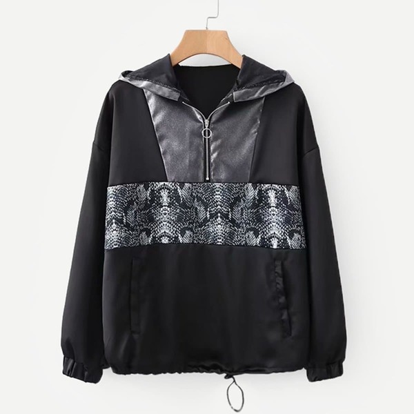 

Snakeskin Print Drawstring Hem Hoodie, Black