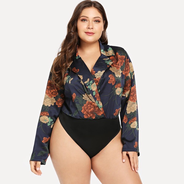 

Plus Floral Print V-Neck Bodysuit