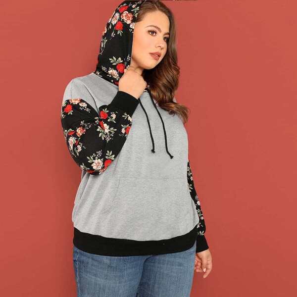 

Plus Cut-and-Sew Floral Hoodie