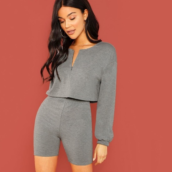 

V Cut Neck Crop Top and Leggings Shorts Set, Grey