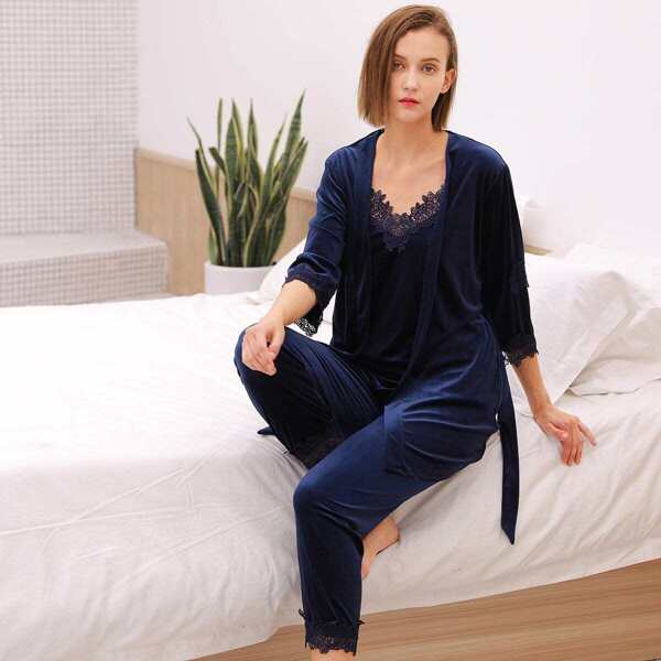 

Floral Crochet Velvet Cami Pajama Set With Robe