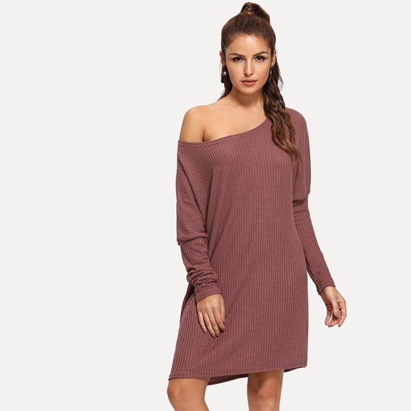 

Leg-of-mutton Sleeve Solid Sweater Dress