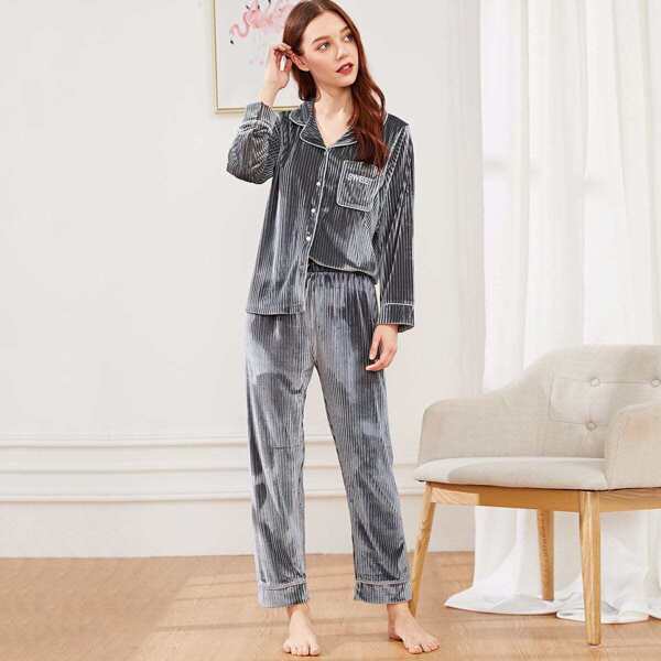 

Ribbed Letter Embroidered Velvet Pajama Set