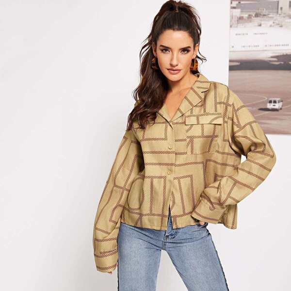 

Notch Collar Pocket Patched Shirt