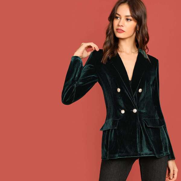 

Double Breasted Slim Fitted Velvet Blazer