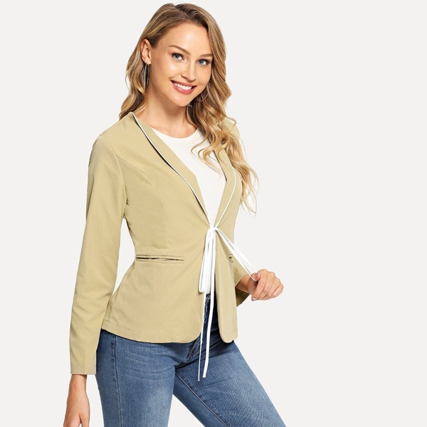 

Contrast Tipping Knot Coat