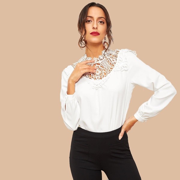 

Lace Contrast Mock Neck Solid Top