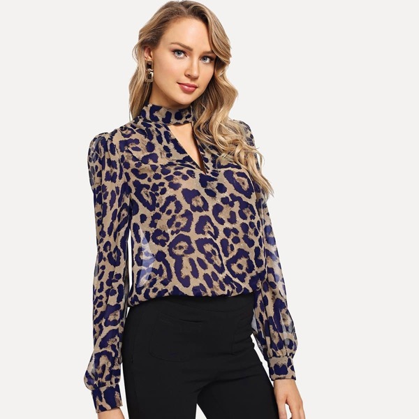 

Choker Neck V Cut Leopard Top, Multicolor