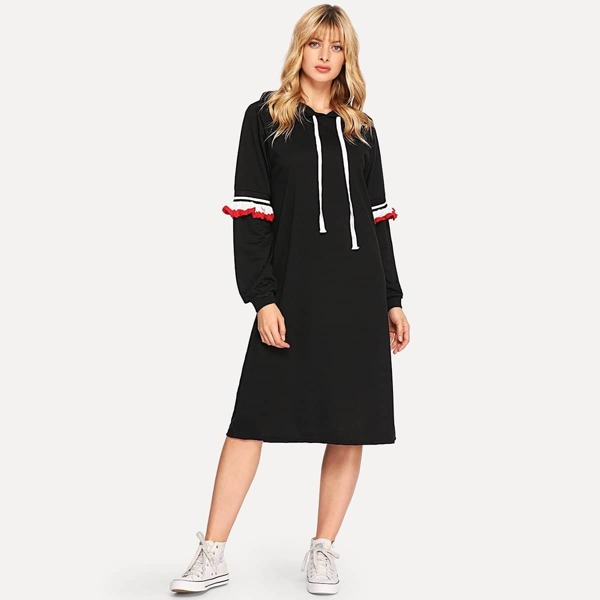 

Contrast Ruffle Hooded Dress