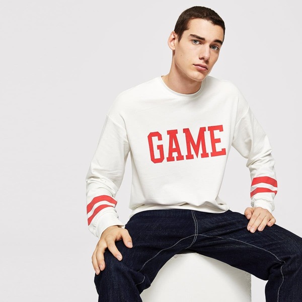 

Men Letter Front Pullover