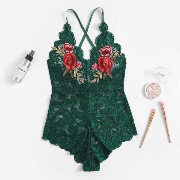 

Criss Cross Scalloped Trim Appliques Floral Lace Teddy Bodysuit