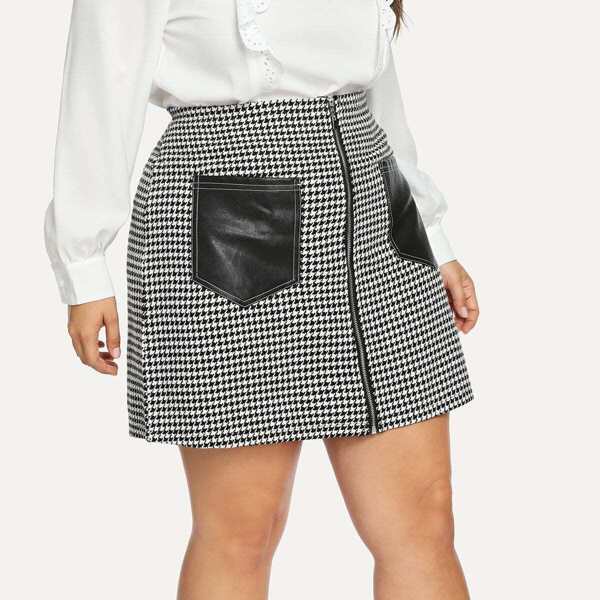 

Plus Contrast PU Panel Zip Up Tweed Skirt