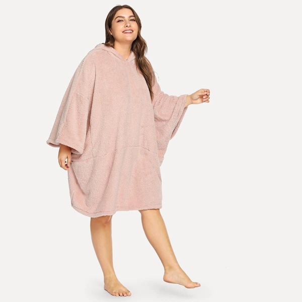 

Plus Batwing Sleeve Hooded Plush Dress, Pink