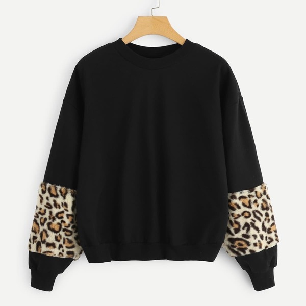 

Drop Shoulder Contrast Faux Fur Sweatshirt