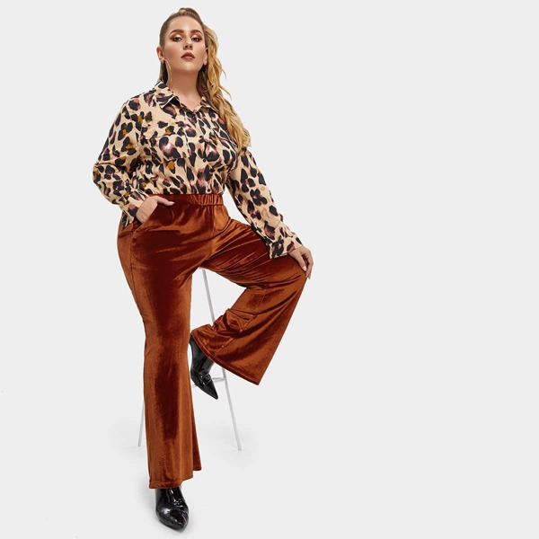 

Plus Elastic Waist Flare Leg Velvet Pants