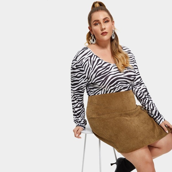 

Plus V Neck Zebra Print Tee
