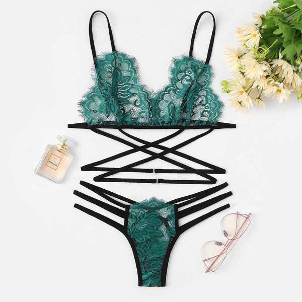

Ladder Cut-out Lingerie Set