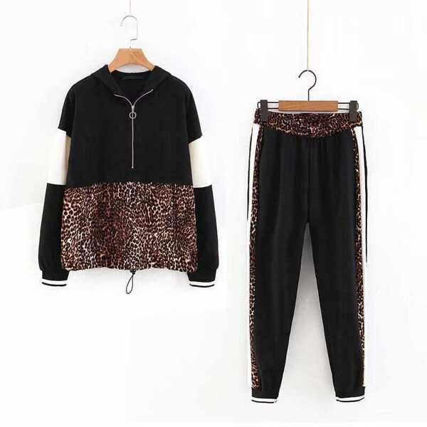 

Drawstring Hem Contrast Leopard Print Top & Pants
