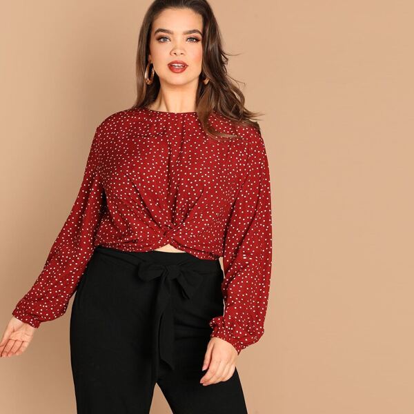 

Plus Balloon Sleeve Twist Hem Top