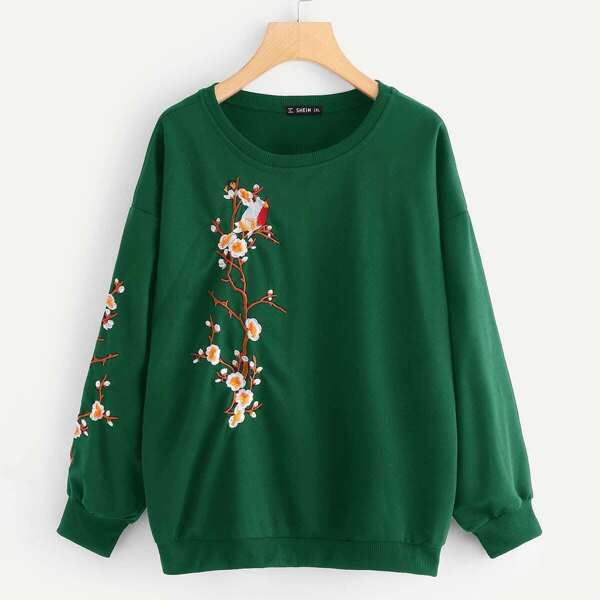 

Plus Botanical Embroidery Sweatshirt