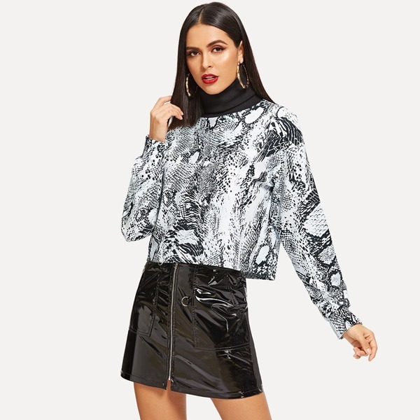 

High Neck Snake Skin Print Sweatshirt