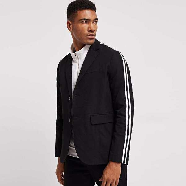 

Men Pocket & Button Front Striped Blazer